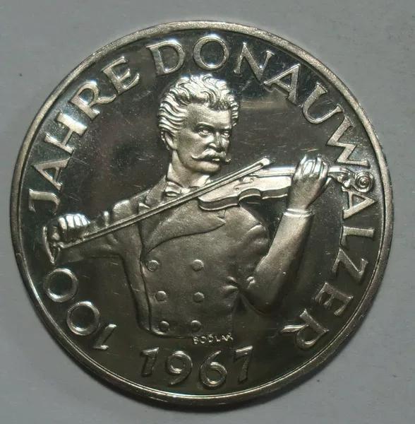 施特勞斯鋼琴_鋼琴施特勞斯117價(jià)錢多少_鋼琴施特勞斯價(jià)格